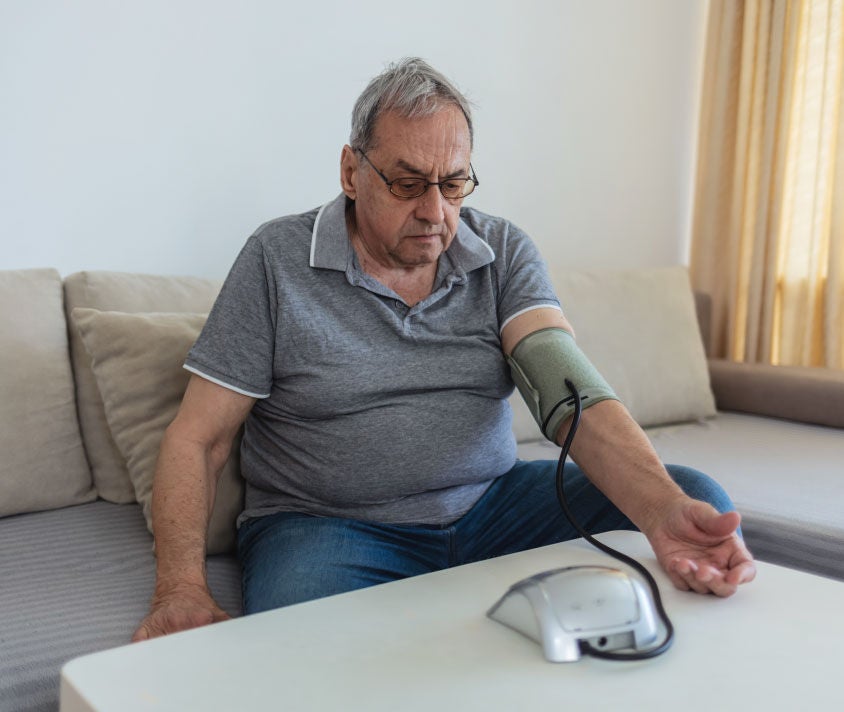 عوامل الخطر المرتبطة بمشاكل اللثة